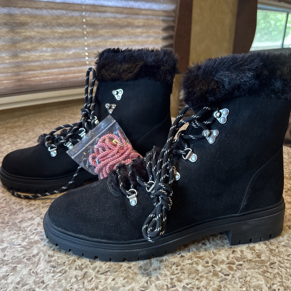 J. Crew Women's 10 Black Faux Suede & Fur Lined Winter Hiking Boots Red Laces
